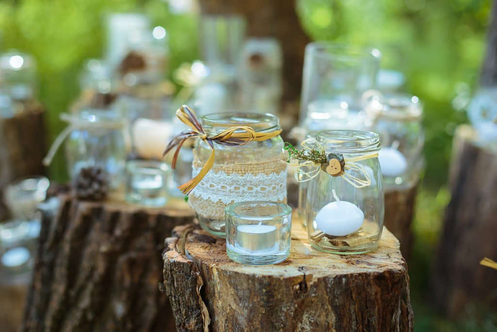 Save money using jars for wedding decorations - swoosh finance