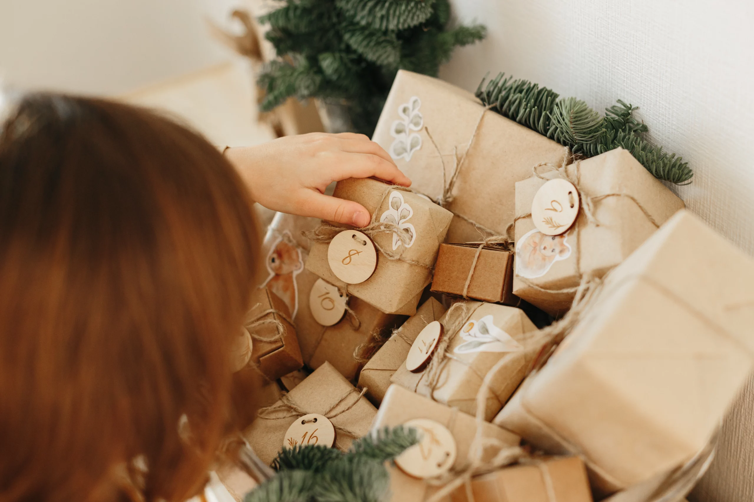 Cheap Christmas present idea: mystery box | Swoosh Finance
