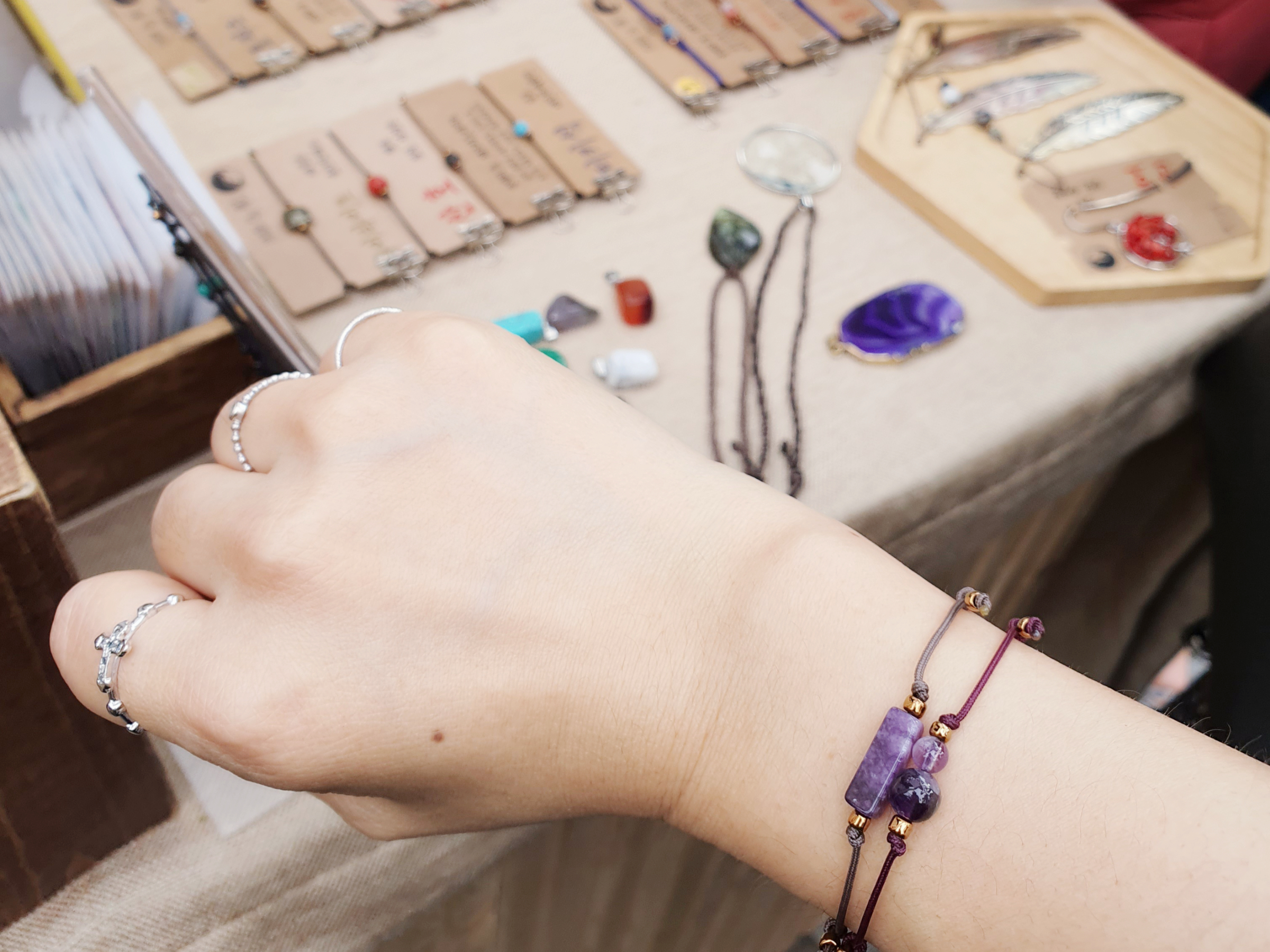 valentines day gift ideas: Birthstone bracelet | Swoosh Finance