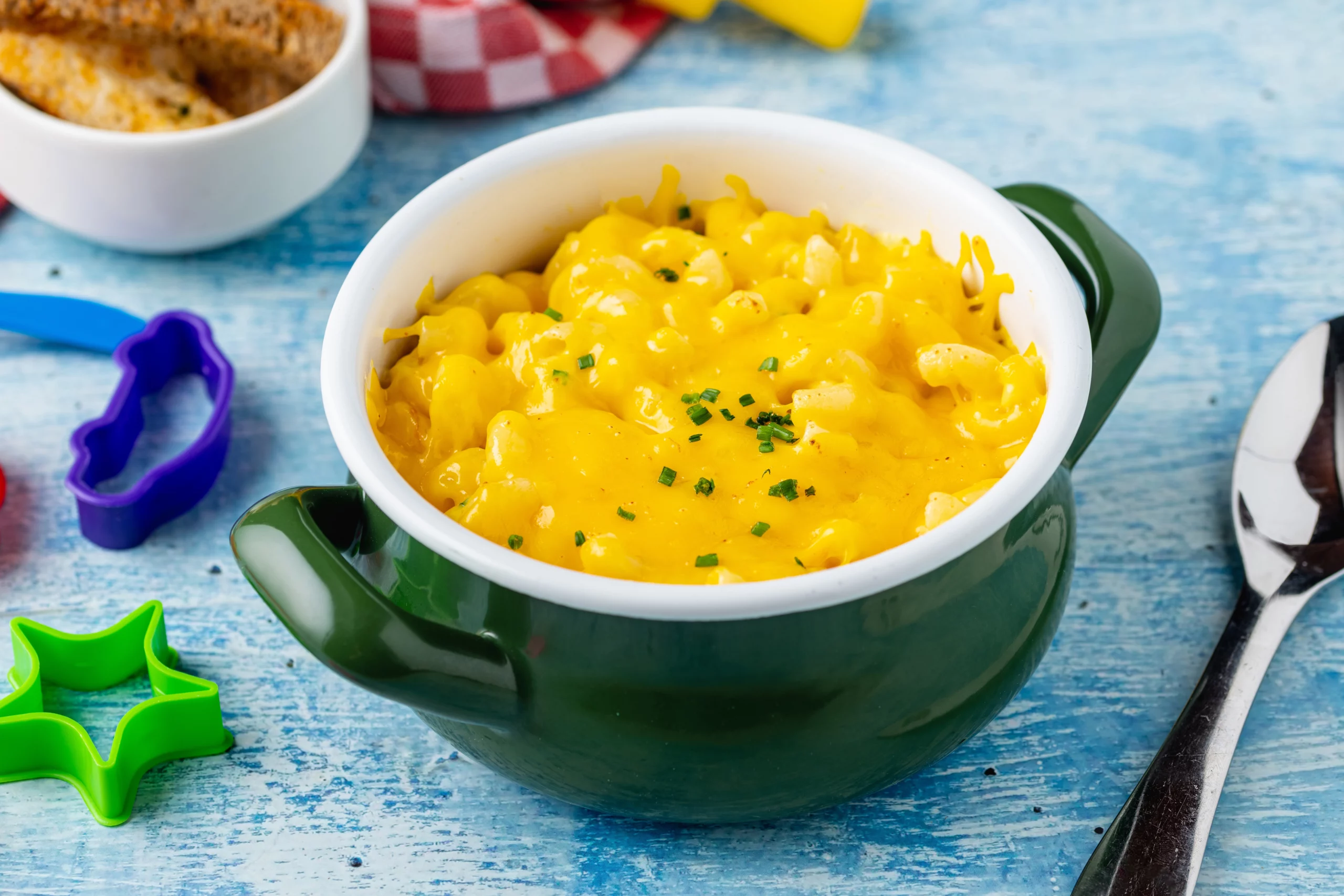 ideas for cheap easy dinner; mac ‘n’ cheese in the slow cooker | Swoosh Finance 