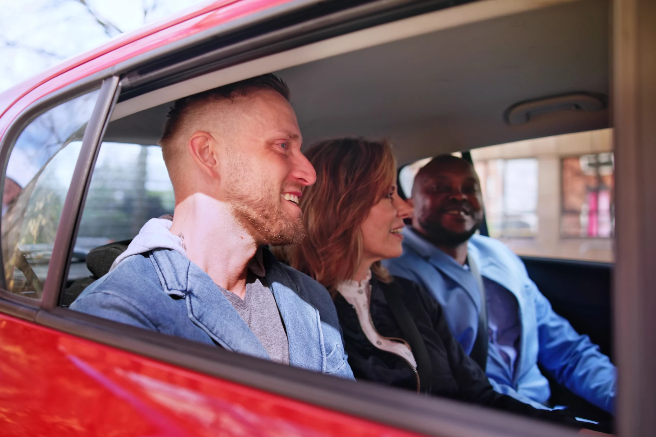 Start carpooling to work to save money | Swoosh Finance