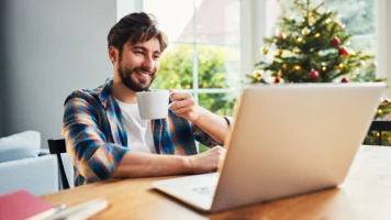25 Ways to Make Extra Cash For Christmas | Swoosh Finance