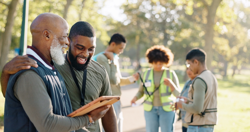 Community members working together | Swoosh Finance
