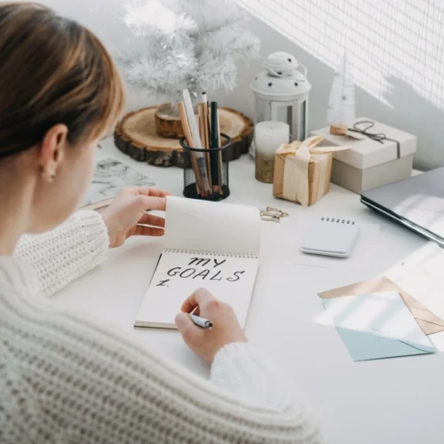 Planning Your Financial Future: setting goals | Swoosh Finance