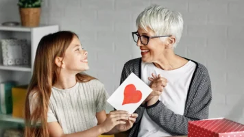 15 Budget Gifts For Mother's Day Australia; when is mother's day | Swoosh Finance